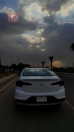 هیوندای ئەلەنترا